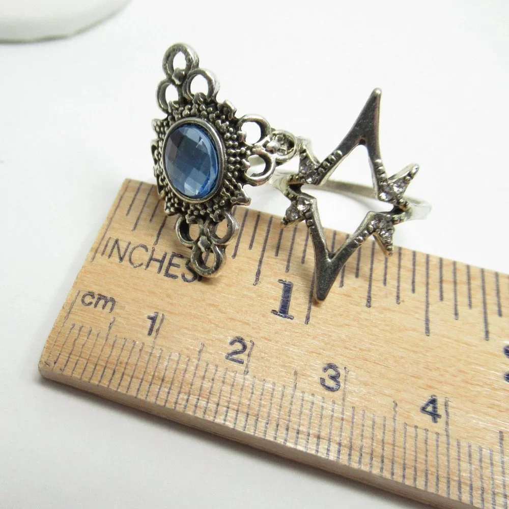 Pair of size 7 fashion rings